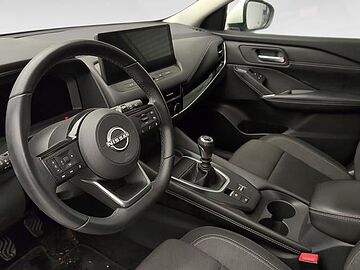 Nissan Qashqai DIG-T 140 N-Connecta 103 kW (140 CV) Burgundy (metalizada)