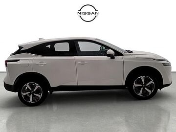 Nissan Qashqai DIG-T 140 N-Connecta 103 kW (140 CV) Burgundy (metalizada)