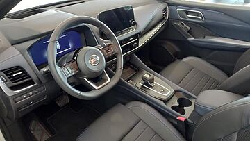Nissan Qashqai DIG-T 160 mHEV Tekna Xtronic 116 kW (158 CV) Sapporo White (sólido)