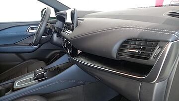 Nissan Qashqai DIG-T 160 mHEV Tekna Xtronic 116 kW (158 CV) Sapporo White (sólido)