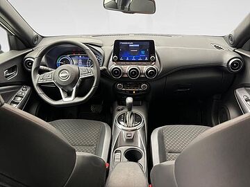 Nissan Juke Hybrid N-Design Black Auto 105 kW (143 CV) Lunar White Metalizado Techo Midnight Black
