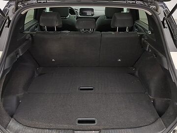 Nissan Qashqai DIG-T mHEV Premiere Edition 4x2 103 kW (140 CV) Lunar White con Techo Midnight Black (metalizado)