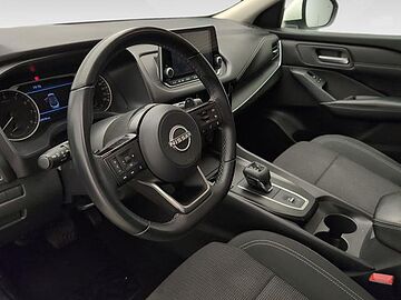 Nissan Qashqai DIG-T 158 mHEV Acenta Xtronic 116 kW (158 CV) Sapporo White (sólido)