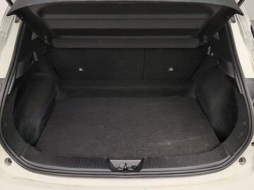 Nissan Qashqai DIG-T 158 mHEV Acenta Xtronic 116 kW (158 CV) Sapporo White (sólido)
