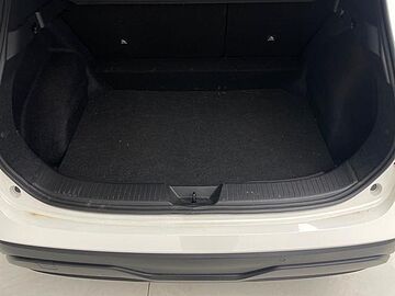 Nissan Qashqai DIG-T 140 mHEV Acenta 4x2 103 kW (140 CV) Lunar White (perlada)