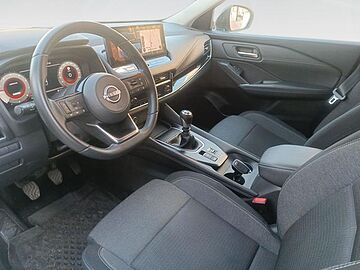 Nissan Qashqai DIG-T 140 N-Connecta 103 kW (140 CV) Lunar White con Techo Midnight Black (metalizado)