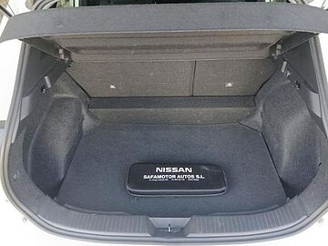 Nissan Qashqai DIG-T 140 mHEV Acenta 4x2 103 kW (140 CV) Sapporo White (sólido)
