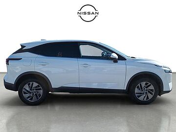 Nissan Qashqai DIG-T 140 mHEV Acenta 4x2 103 kW (140 CV) Sapporo White (sólido)
