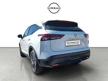 Nissan Qashqai DIG-T 140 mHEV Acenta 4x2 103 kW (140 CV) Sapporo White (sólido)