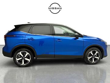 Nissan Qashqai DIG-T 140 N-Connecta 103 kW (140 CV) Magnetic Blue con Techo Midnight Black (metalizado)