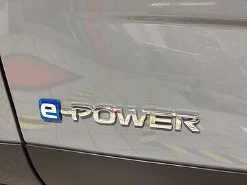 Nissan Qashqai E-POWER N-Connecta Auto 140 kW (190 CV) Gris